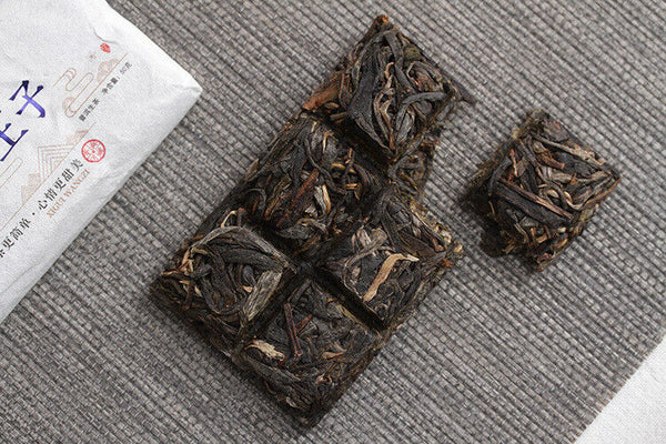 50g Yunnan Pu'er Tea Xigui Prince Large Old Tree Pu'er Raw Tea Brick Aged Pu'er