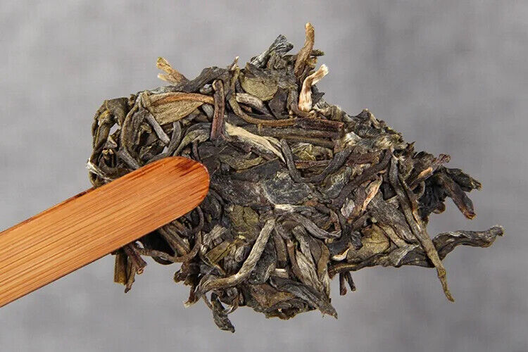 Yunnan Pu'er Raw Tea Jingmai Pu'er Spring Qizi Cake Tea Handmade Pu'er Tea 357g