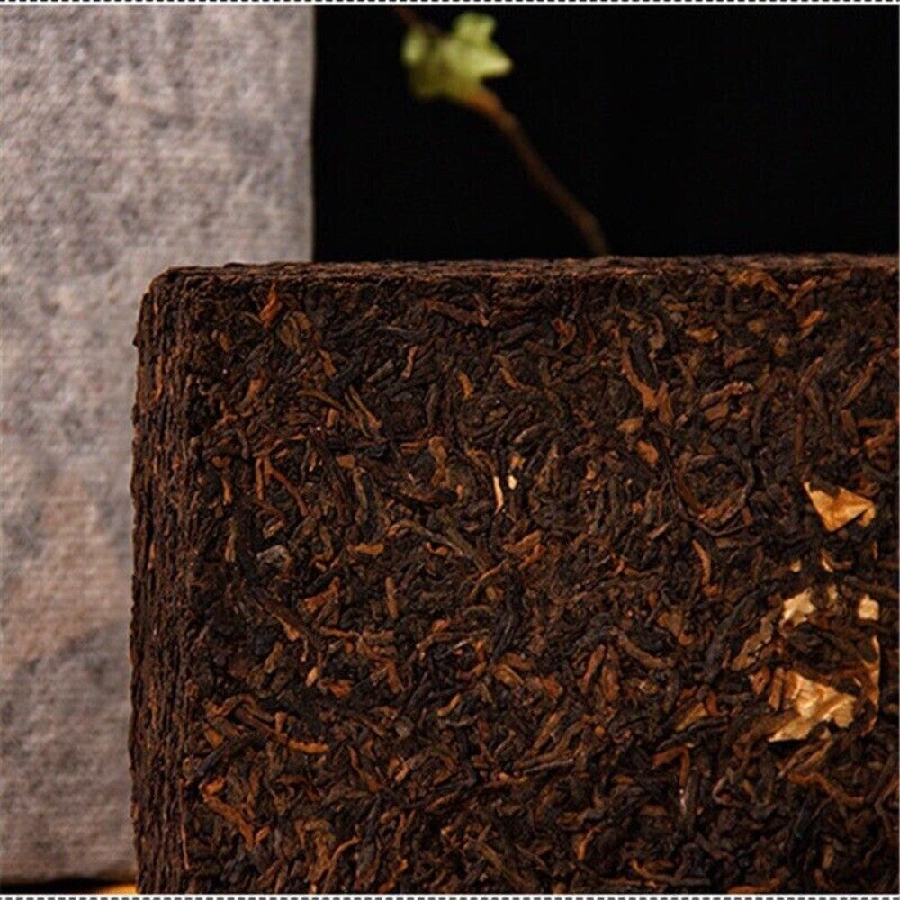 Yunnan Aged Pu-erh Tea Brick 200g Cooked Pressed Black Tea Premium Organic Secondary image