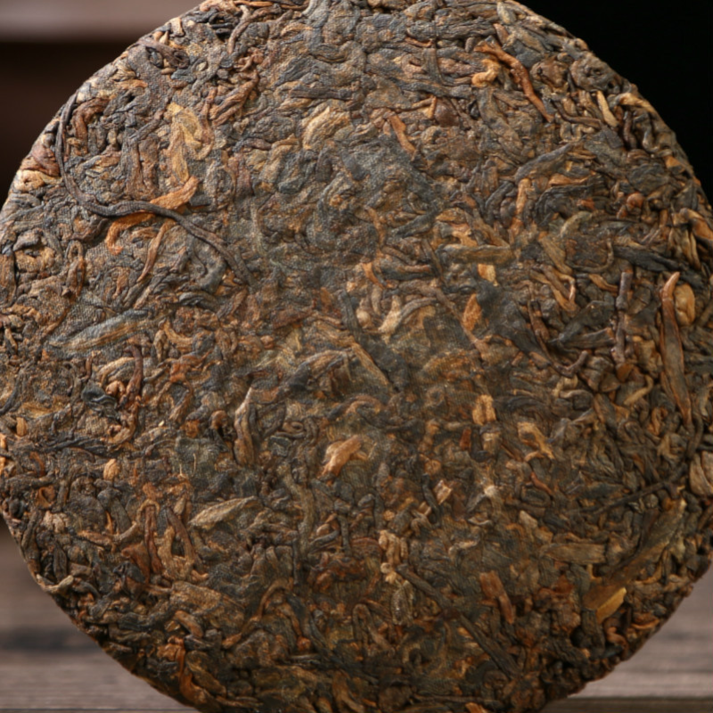 Yunnan Pu'er Tea 100g Ripe Cake Aged Old Tree Tea Golden Bud Ripe Tea
