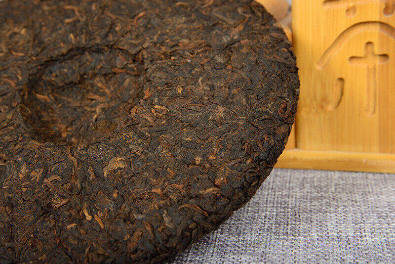 Yunnan Pu'er Ripe Tea Cake Pu'er Ripe Tea 357g Golden Bud Tea Cake
