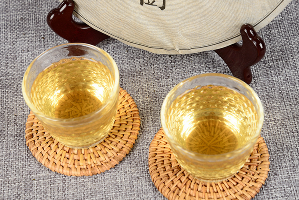 357g Puerh Tea Hundred Year Old Tree Raw Tea Cake Golden Leaf Puerh Tea Cake