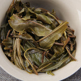 Ancient Tree Raw Puerh Tea Cake Chinese Green Tea Yunnan Pu-erh Tea 357g