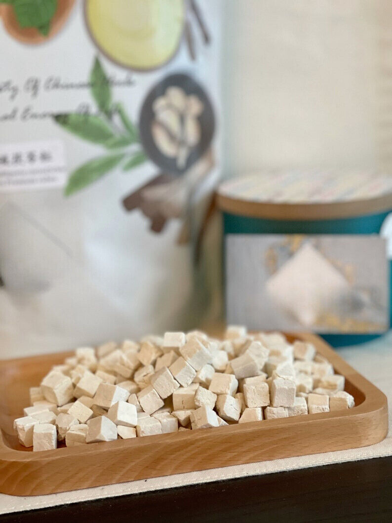 Fu Ling/茯苓粒/ Wolffiporia Cocos Schw Ryv.& Gibn Premium /Cubes Poria Cocos Main image