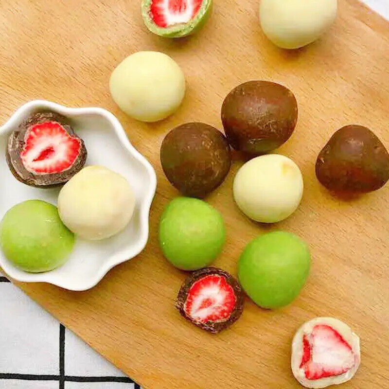 60g Freeze-dried Strawberry Filling Matcha Cocoa Milk Flavored Chocolate Balls