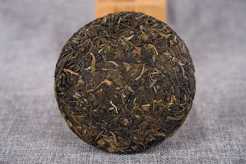 Pu-erh Tea Raw Tea Cake Raw Tea 100g Lao Ban Zhang Raw Tea Cake Yunnan Tea