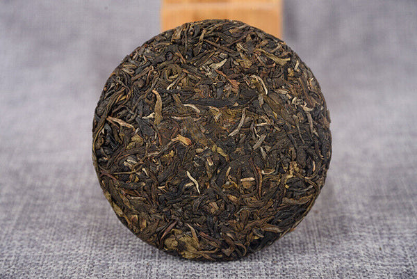 Pu-erh Tea Raw Tea Cake Raw Tea 100g Lao Ban Zhang Raw Tea Cake Yunnan Tea