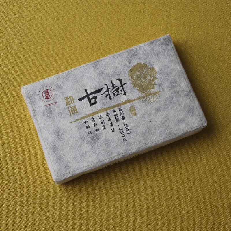 250g Yunnan Pu'er Tea Menghai Ancient Brick Tea Bada Mountain Jiao Mu Aged Pu'er