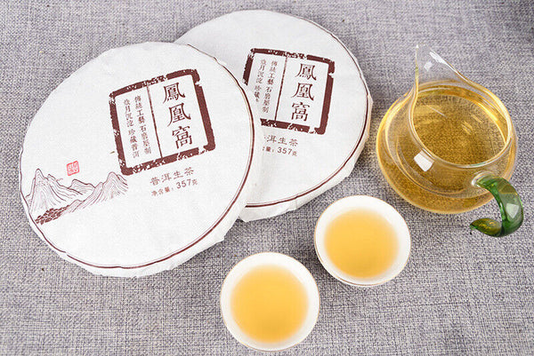 High Quality Yunnan Tea Yiwu 357g Raw Tea Cake 云南茶叶 易武凤凰窝 357克生茶饼