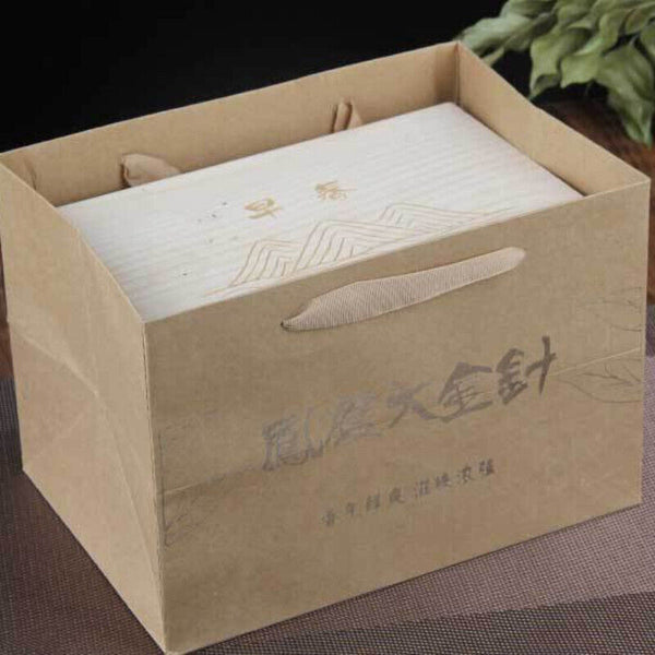 500g wooden box Yunnan  ancient tree big gold needle golden bud Dian Hong tea