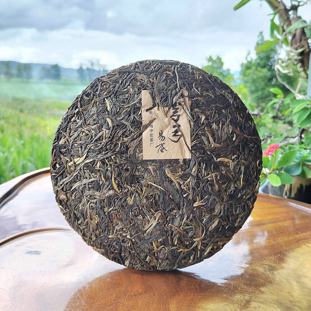 357G Yiwu Pu'er Tea Raw Tea Bent Bow Ancient Tree Tea Yunnan Tea Seven Cakes