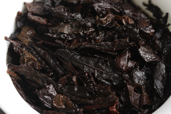 Yunnan Puerh Ripe Tea Dry Storage Ripe Tea Menghai Flavor Seven Seed Cake 357g