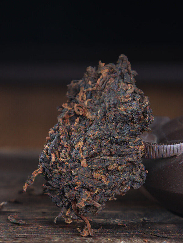 Yunnan Pu'er Tea Leaves Yiwu Golden Bud 357g Ripe Tea Cake