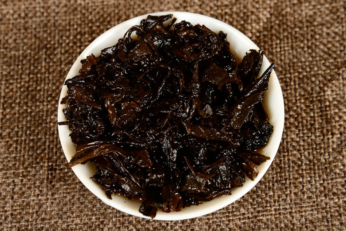 357g Yunnan Pu'er Tea Old Banzhang Glutinous Fragrance Seven Seed Cake Ripe Tea