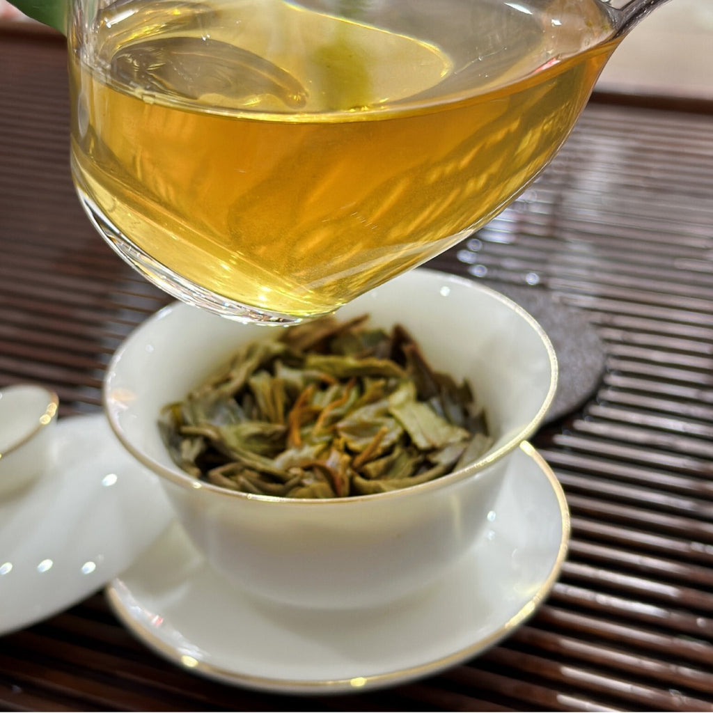 Yi Wu Raw Pu-erh Tea Brick Yunnan Large Leaf 250g Natural Healthy Tea