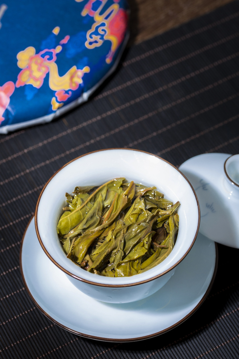 Bent Bow Puerh Tea Raw Tea Cake Yiwu Ancient Tree Spring Tea 357g/12.59oz
