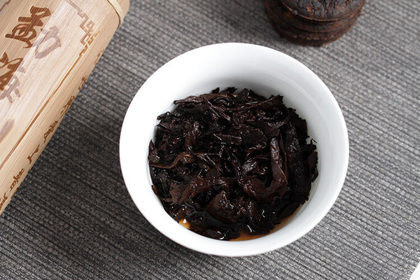 Menghai Flavor Ripe Tea Pillar Big Tree Tea 200g Pu-erh Tea Yunnan Pu'er Tea