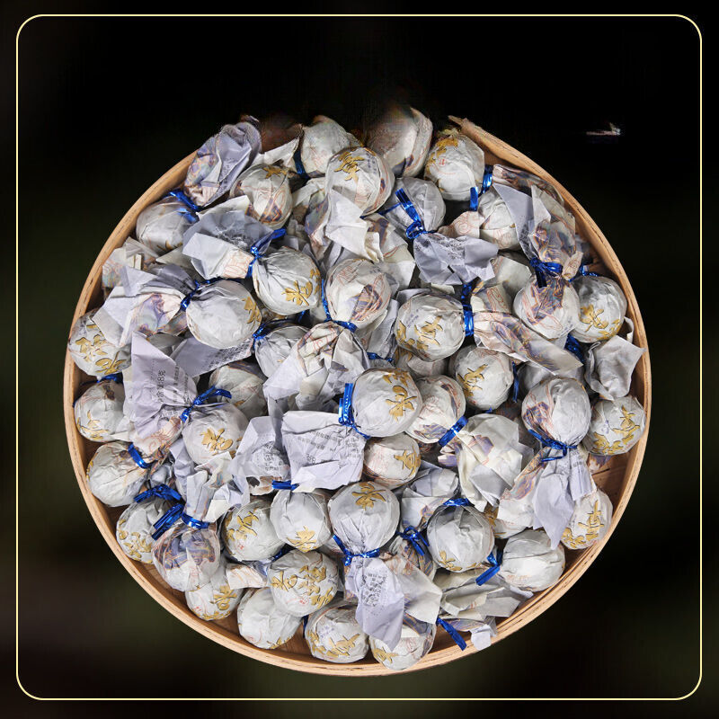 Puer Longzhu Yunnan Ancient Tree Old Banzhang Puer Raw Tea