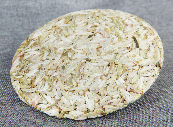 Ancient Tea Buds Tea Cake Pu'er Raw Tea 357g Early Spring Bud Buds