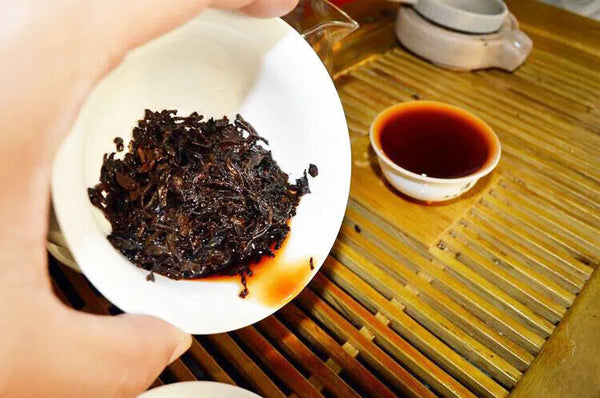 Yunnan Banzhang Jinya Pu'er Tea Ancient Pure Material Green Tea Cake Health 357g