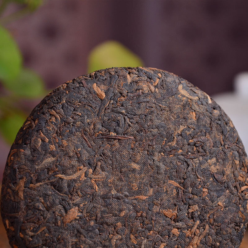 High Quality Puerh Ripe Tea Cake Golden Bud Tea Cake 100g