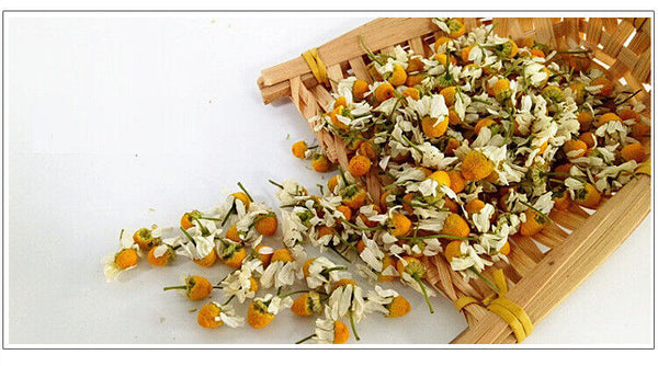 Chamomile new chamomile dried flowers chamomile petals froth flowers crushed