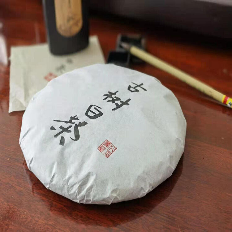 357g Ancient Tree White Moonlight Yunnan Pu'er Tea White Tea Old White Tea Cake