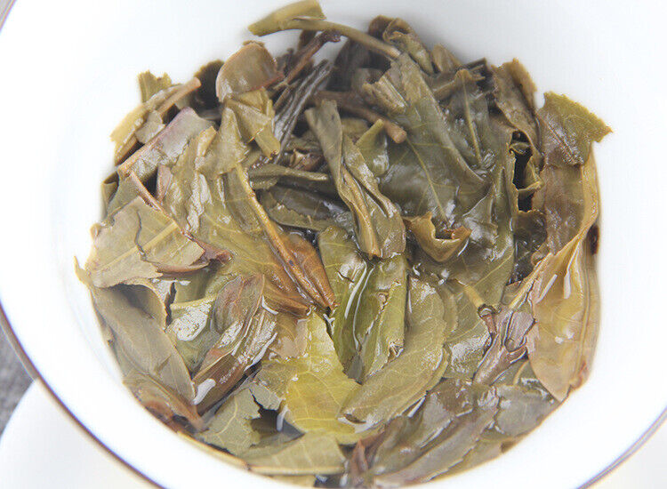 Pu'er Raw Tea Iceland Ancient Tree 357g Yunnan Tea Cake 普洱茶生茶 冰岛普洱古树 357g 云南饼茶