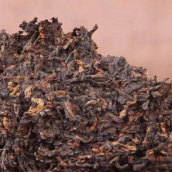 Early Spring Arbor Ancient Tree Tea Pu 'er Ripe Tea Royal Golden Tea Cake 200g