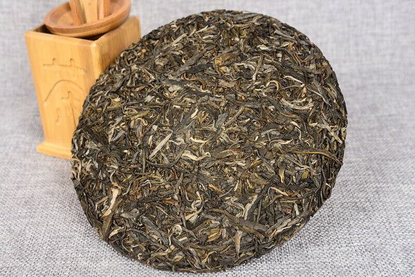 357g Yunnan Pu'er Tea Early Spring Tea Spring Tip Raw Cake Seven Seed Cake
