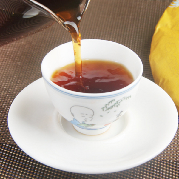 Yunnan Ripe Puerh Tea Xishuangbanna Spring Royal Tribute Gold Cake 357g/12.59oz
