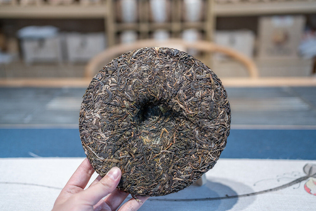 357g Yunnan Pu'er Tea Raw Tea Bulang Mountain Ancient Tree Tea Cake