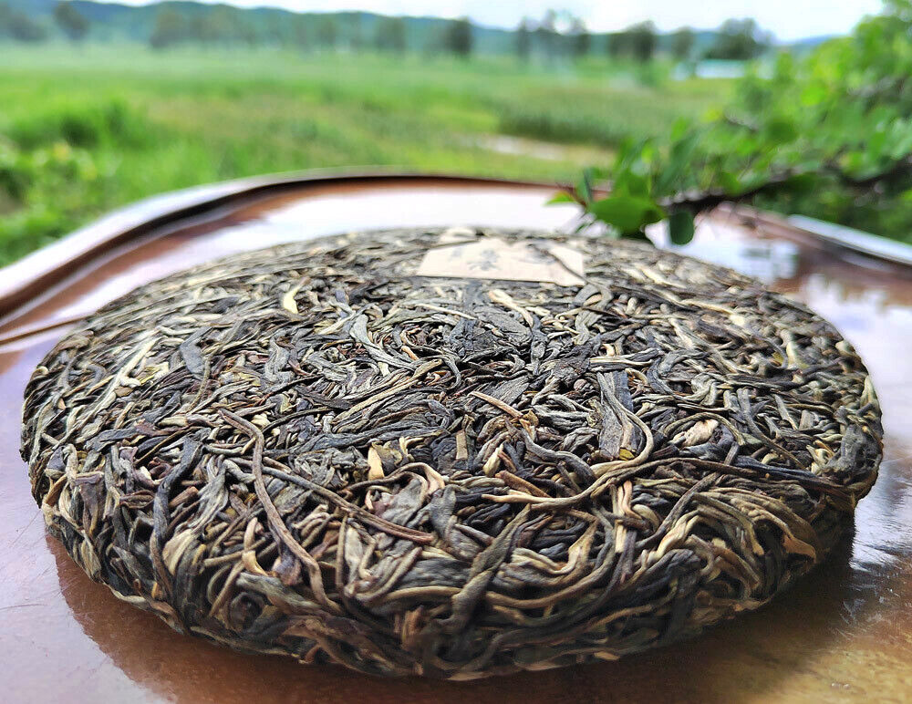 357G Yiwu Pu'er Tea Raw Tea Bent Bow Ancient Tree Tea Yunnan Tea Seven Cakes