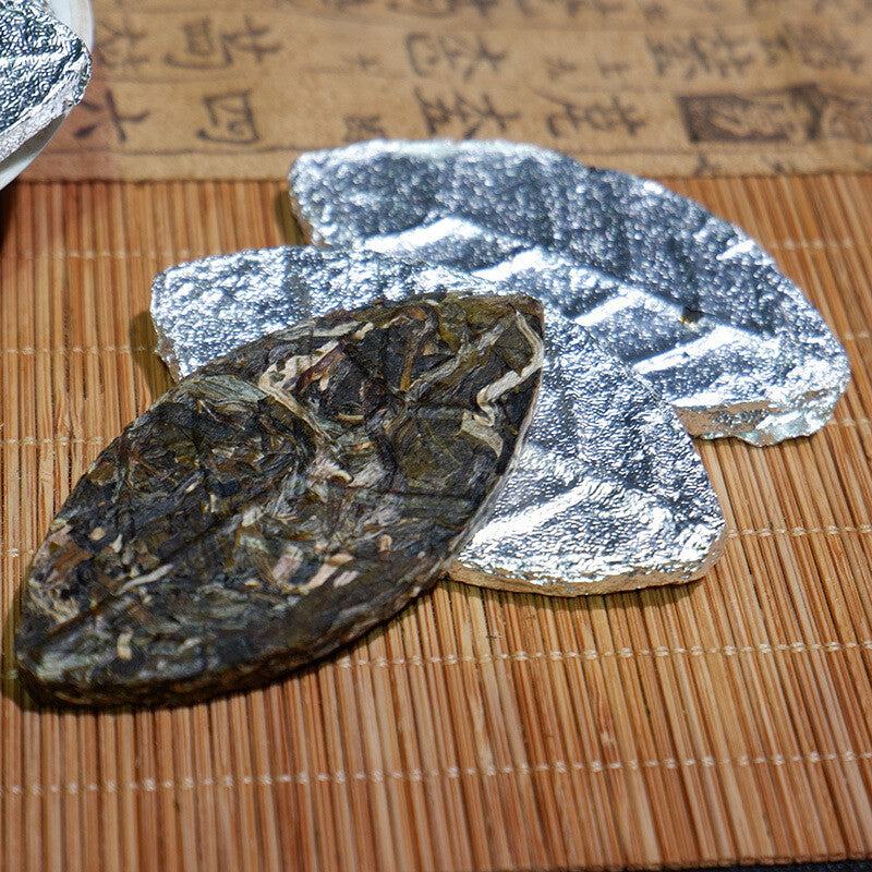 500g Silver Leaf Pu'er Tea Raw Tea Brown Mountain Secret Realm Ancient Tree Tea Main image