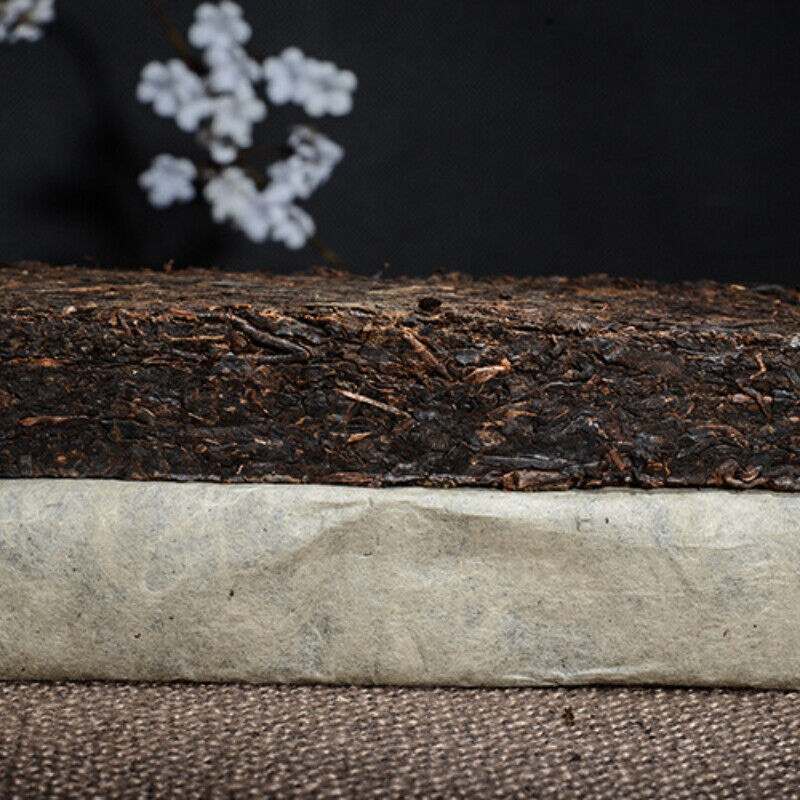 Yunnan Pu'er Tea Cooked Tea Brick Tea Yiwu Ancient Tea Brick 250g/8.8oz