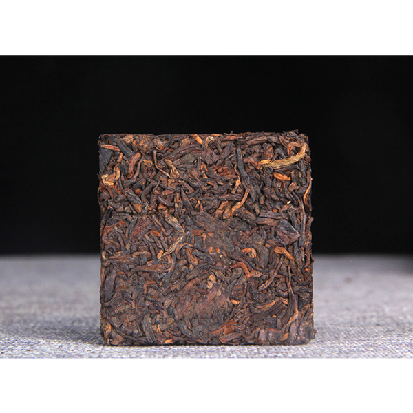 Cooked Tea Class Seal Golden Bud Ancient Tree Tea 36g * 10 Pu'er Tea Brick Old