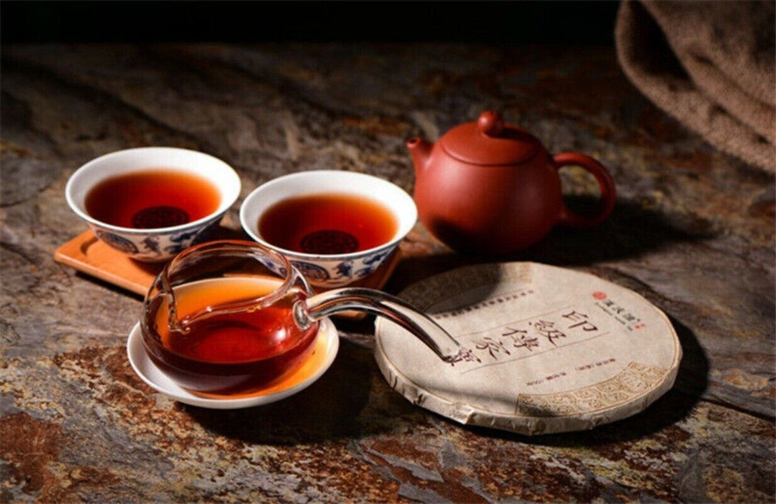 Yunnan Palace Puerh Tea Brick 100g Original Cooked Premium Aromatic Aged