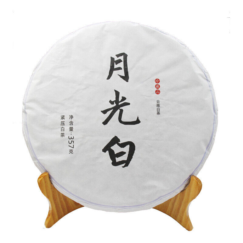 Yunnan Aged Pu'er Green Tea Healthy Drink 200g Moonlight White Pu-Erh Tea Cake