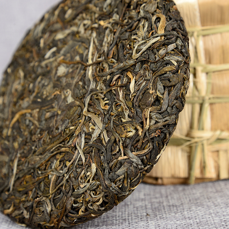Early Spring Ancient Tea Leaves 200g  Pu'er Tea Natural Organic