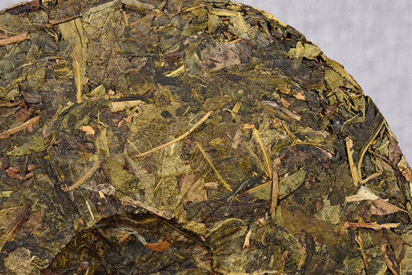 Puerh Tea Centennial Ancient Tree 357g Raw Cake Golden Leaf Puerh