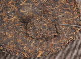 357g Yunnan Pu'er Ripe Tea Cake 云南普洱熟茶西双版纳茶区年春茶357g御贡金饼 普洱熟茶