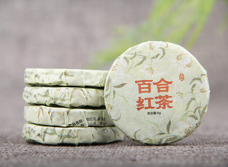 Fongqing Dianhong Premium Floral Tea Blend Yunnan Red Tea Lily Flower Tea