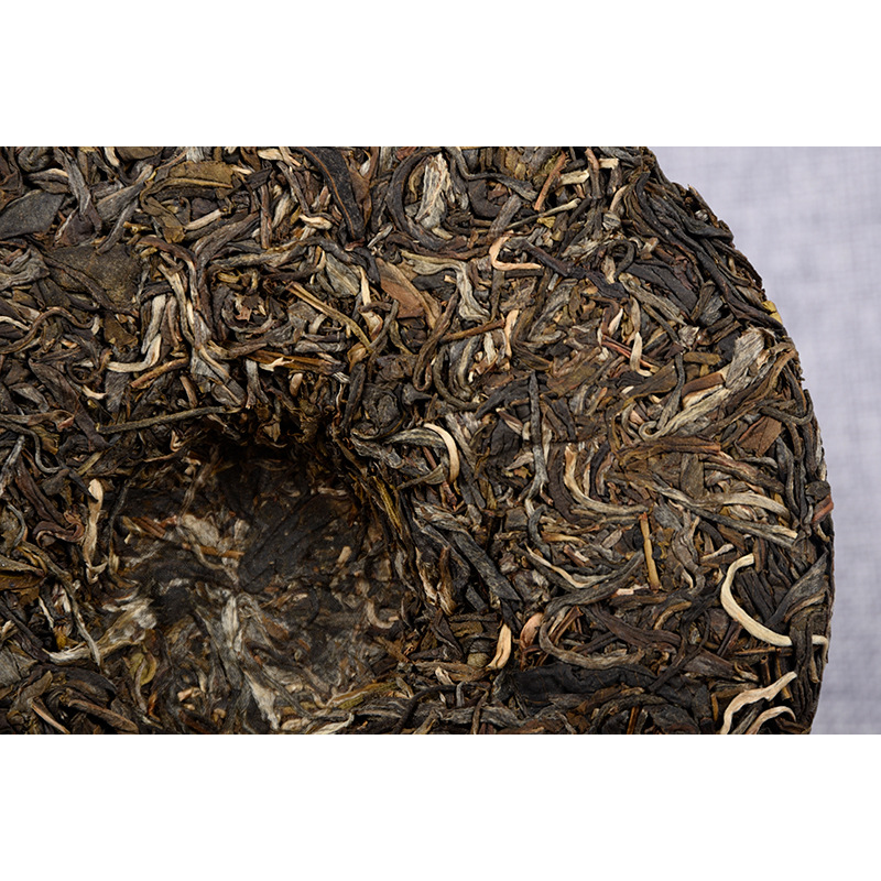 Tea Lao Ban Zhang Cake Gift Tea Healthy Drink 357g High Quality Spring