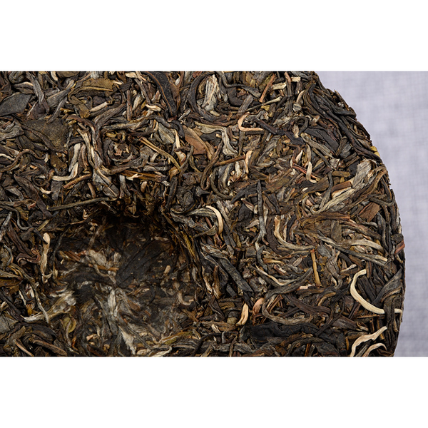 Tea Lao Ban Zhang Cake Gift Tea Healthy Drink 357g High Quality Spring