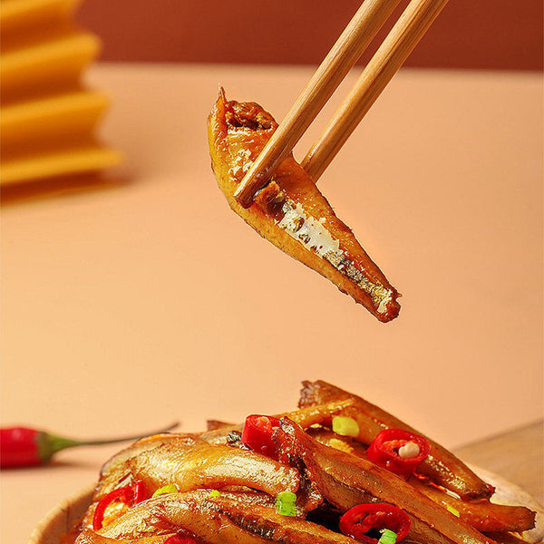 Jinzai Small Fish Spicy Dried Small Fish Spicy Snacks  劲仔小鱼仔香辣小鱼干 12g*20 Packs