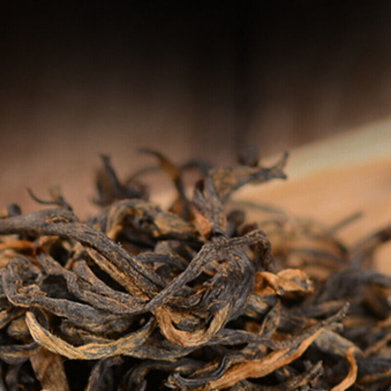 Yunnan Golden Buds Loose Leaf Iron Canned Black Tea Dian Hong Tea 250g  Gift Tea