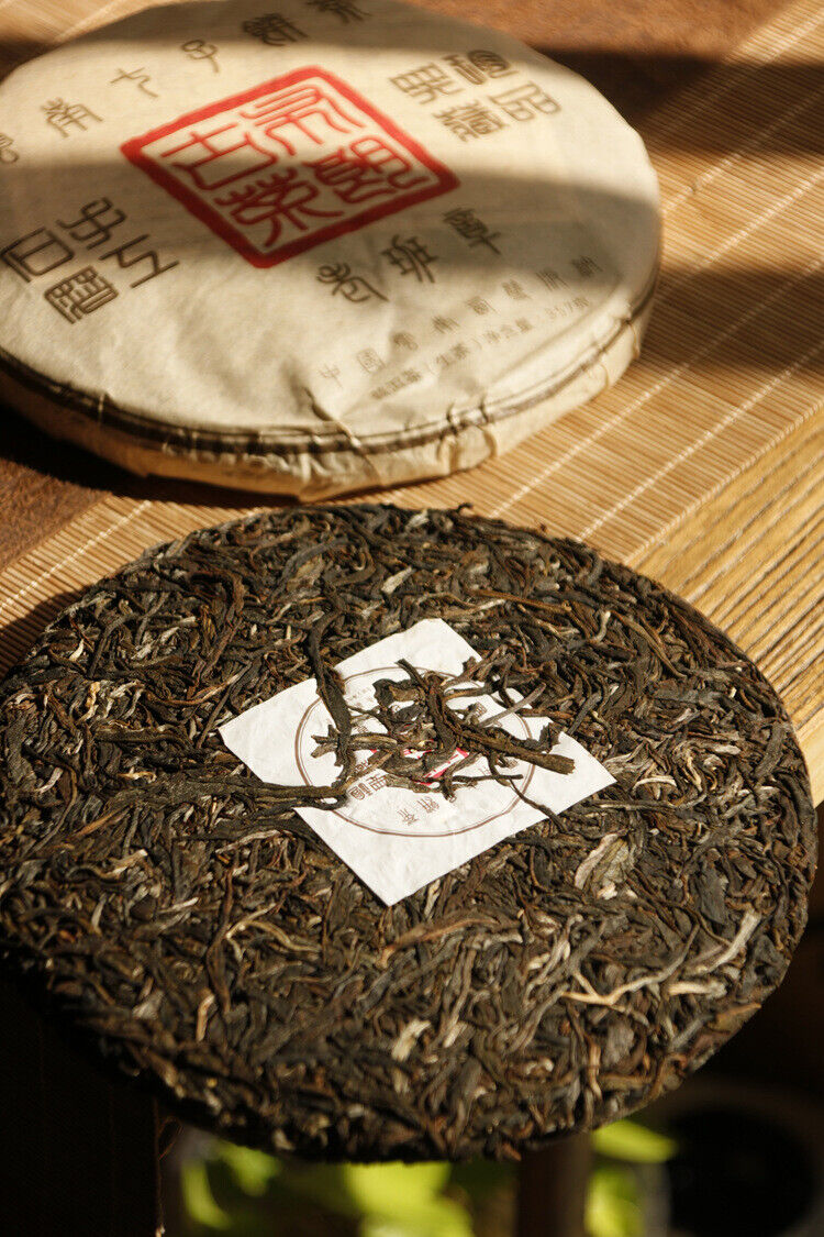 357g Pu-erh Raw Tea Old Panzhang Brown Mountain Yunnan Seven Cakes Hand Pressed