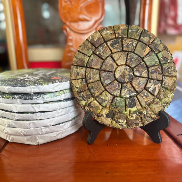 Yunnan Old Leaf White Tea Handmade Premium White Tea Cakes 300g