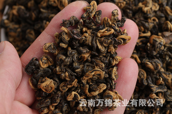 500g Yunnan Fengqing early spring Yunnan black tea honey fragrance red conch