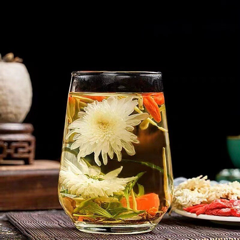 Herbal Tea for Detox and Relaxation Bamboo Leaf, Honeysuckle, and Chrysanthemum